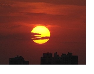 Araraquara vem do Tupi "Aracoara" que significa "Morada do Sol", que é como ela é conhecida.